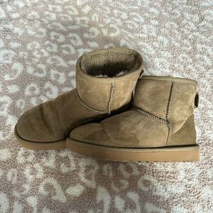 Ugg classic mini - color: antelope